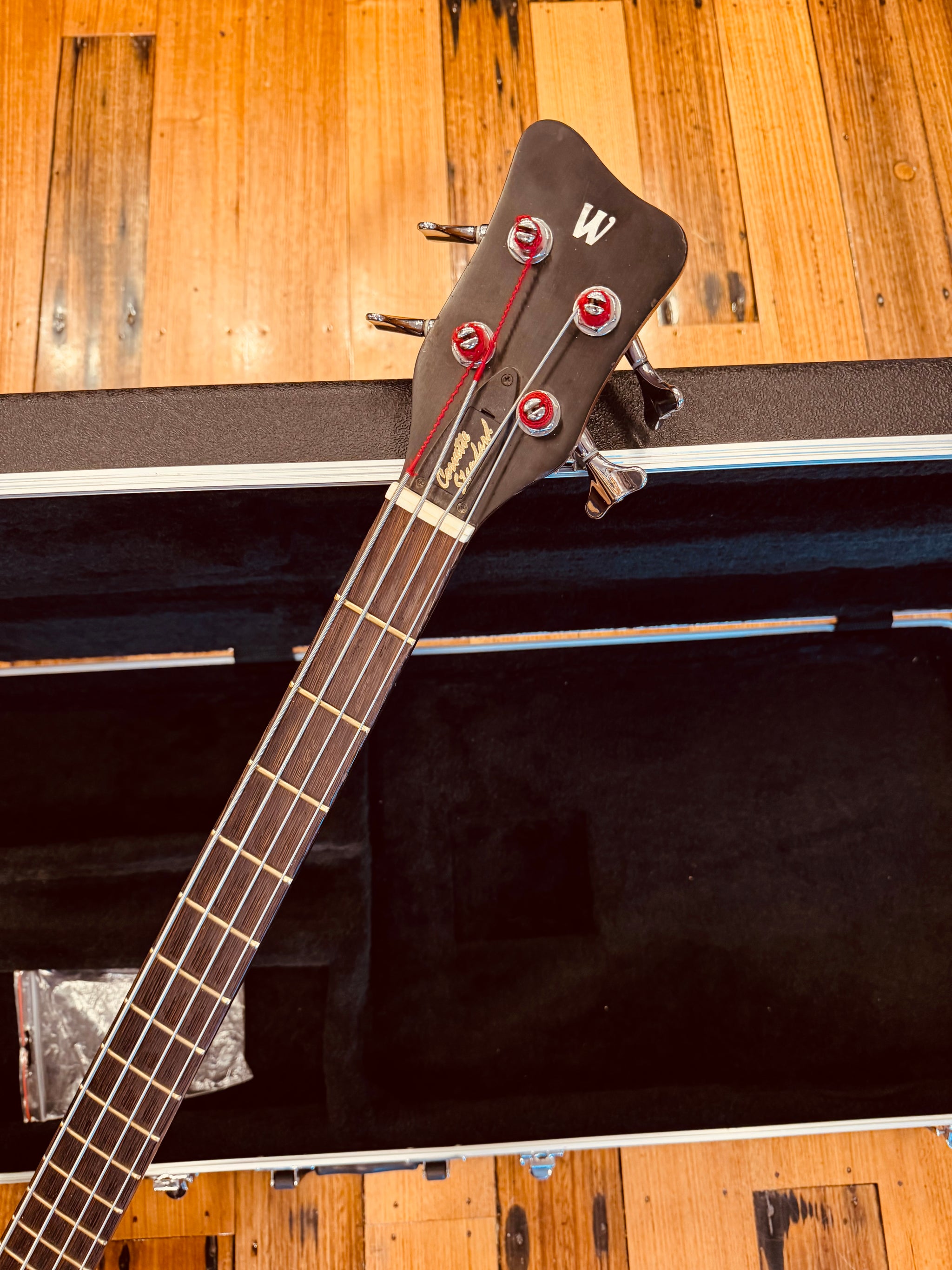 Warwick Corvette Standard (2003) – German Made – Classic Guitars