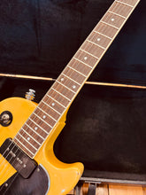 Load image into Gallery viewer, Epiphone Les Paul Special
