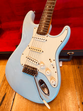 Load image into Gallery viewer, Fender Stratocaster – 1965 L-Series
