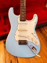 Load image into Gallery viewer, Fender Stratocaster – 1965 L-Series
