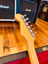 Load image into Gallery viewer, Fender Stratocaster – 1965 L-Series
