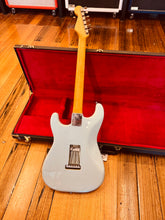 Load image into Gallery viewer, Fender Stratocaster – 1965 L-Series
