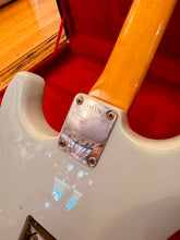 Load image into Gallery viewer, Fender Stratocaster – 1965 L-Series
