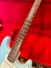 Load image into Gallery viewer, Fender Stratocaster – 1965 L-Series
