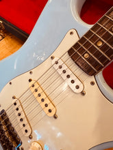 Load image into Gallery viewer, Fender Stratocaster – 1965 L-Series
