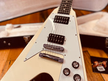 Load image into Gallery viewer, Gibson Flying V &#39;67 Reissue
