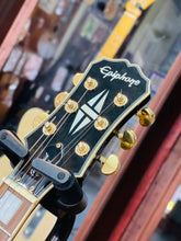 Load image into Gallery viewer, Epiphone Les Paul
