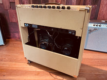 Load image into Gallery viewer, Peavey Classic 50 combo 4 x 10
