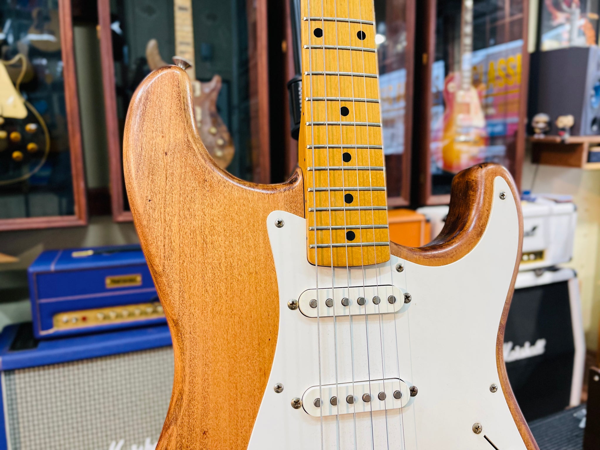 TOKAI SPRINGY SOUND – Classic Guitars and Amps