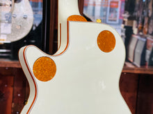 Load image into Gallery viewer, Gretsch white Penguin 6134
