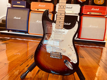 Load image into Gallery viewer, Fender player Stratocaster

