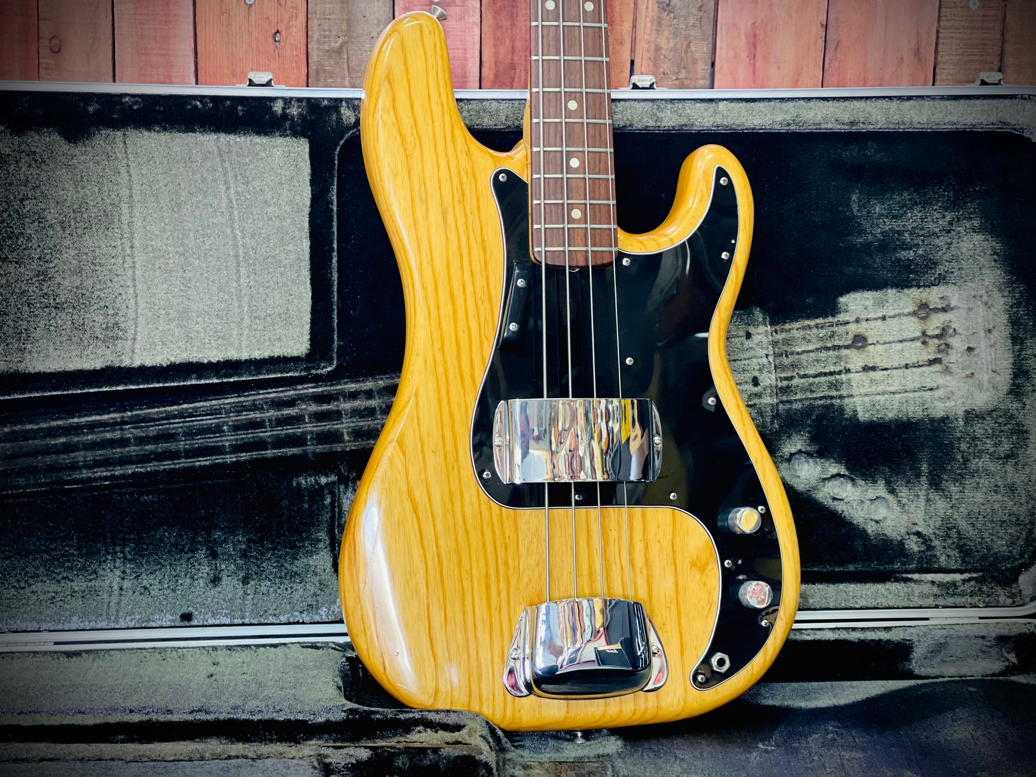 Fender USA Precision Bass/P-Bass 1978 – Classic Guitars and Amps