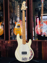 Load image into Gallery viewer, ERNIE BALL MUSICMAN STINGRAY
