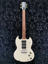 Load image into Gallery viewer, Gibson SG Special Faded 3 pickup
