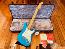 Load image into Gallery viewer, FENDER AMERICAN PROFESSIONAL II
