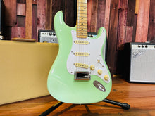 Load image into Gallery viewer, Fender NOS custom shop 57
