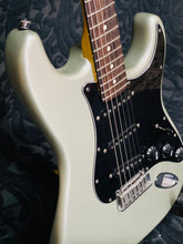 Load image into Gallery viewer, Fender Stratocaster - American Standard
