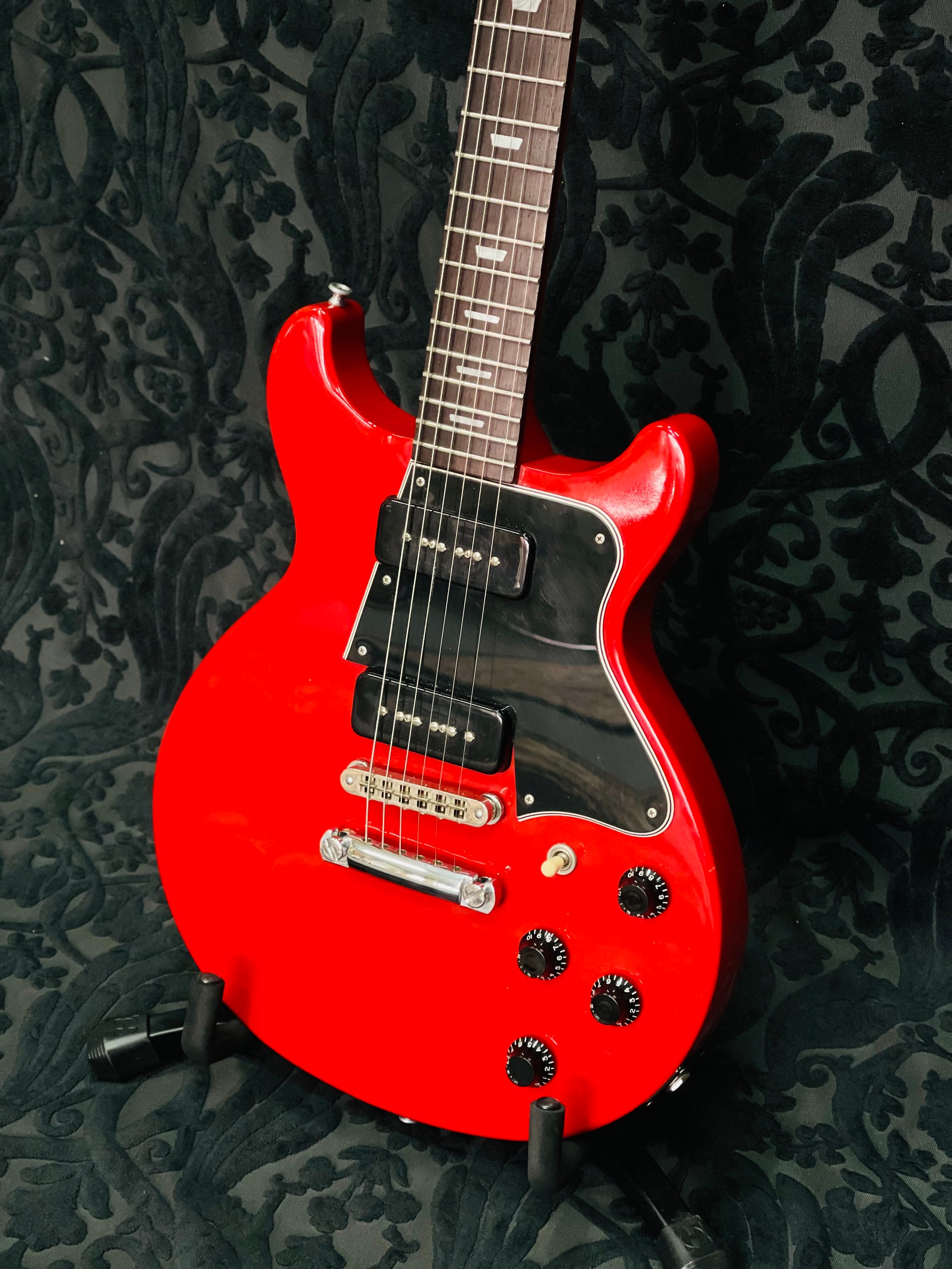 Gibson Les Paul Special DC – Classic Guitars and Amps