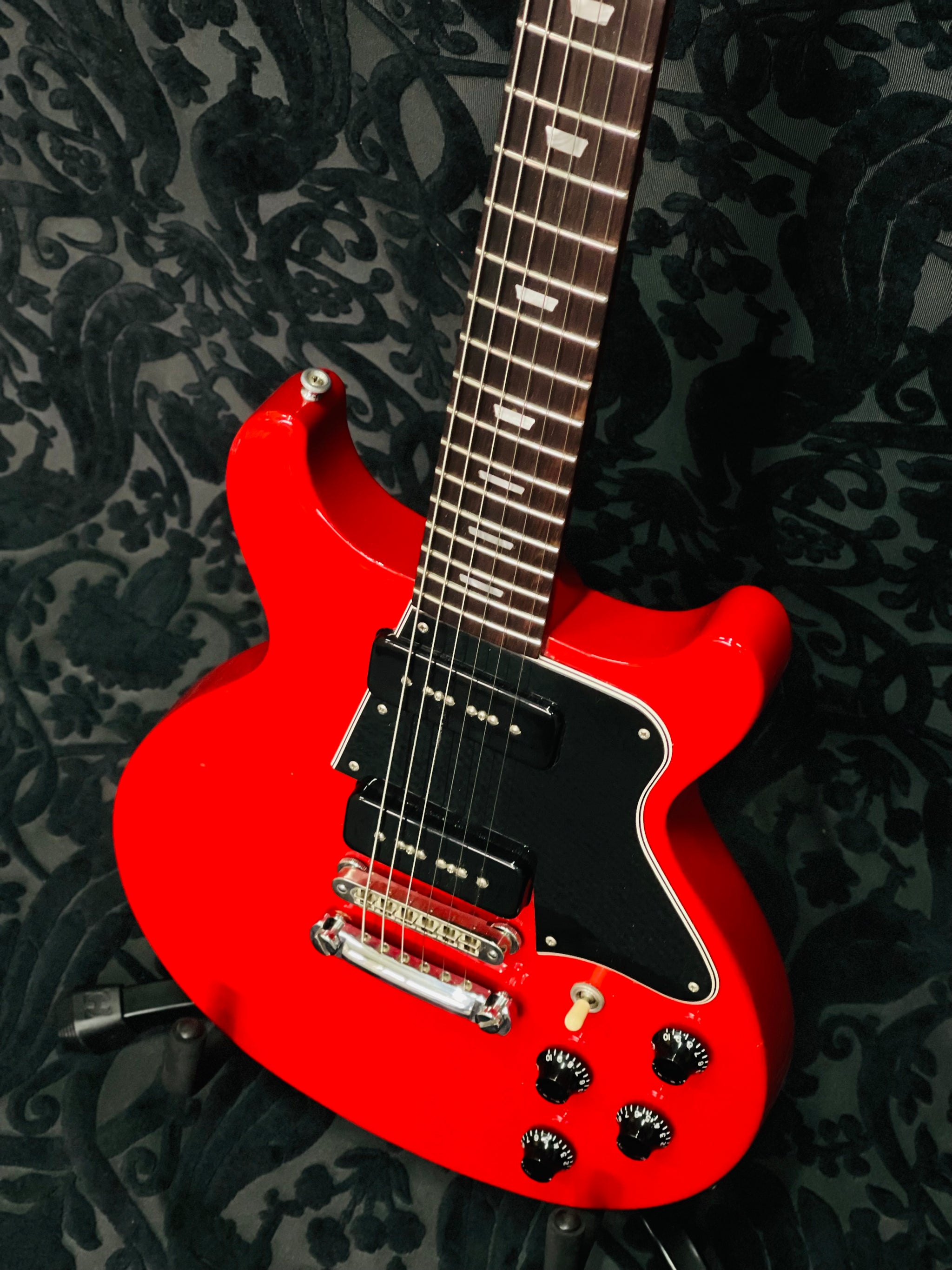 Gibson Les Paul Special DC – Classic Guitars and Amps