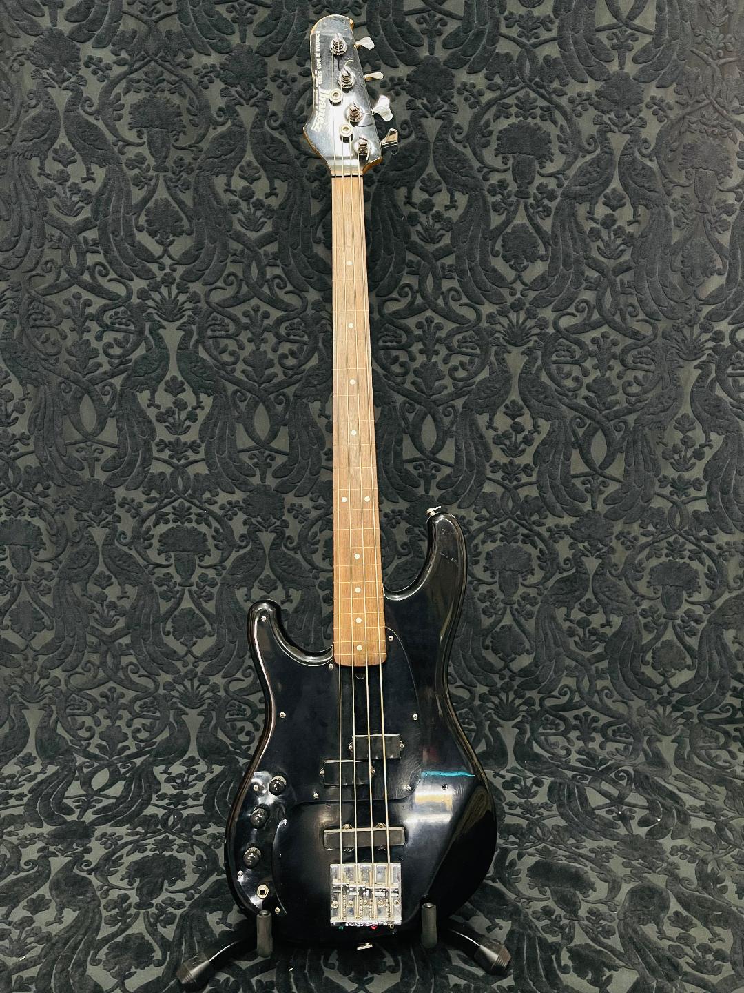 Ibanez Fretless Roadstar II Left Handed – Classic Guitars and Amps