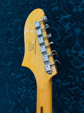Load image into Gallery viewer, Squier Starcaster: Classic Vibe Walnut
