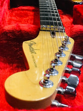Load image into Gallery viewer, Fender Stratocaster - &#39;93 Custom Shop Set Neck
